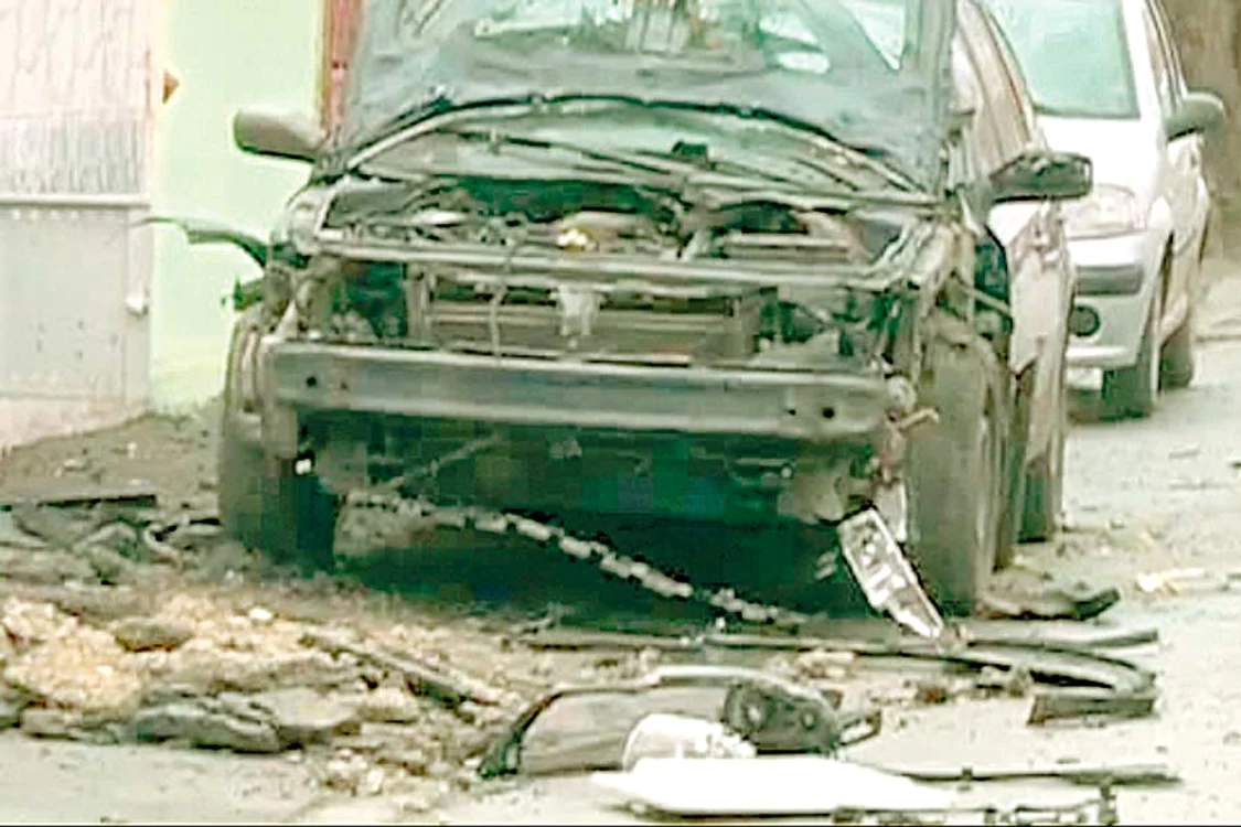 
    Autoturismul a fost  distrus în totalitate (Captură românia TV)  
