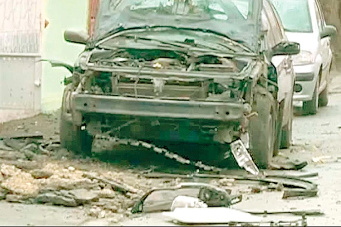 
    Autoturismul a fost  distrus în totalitate (Captură românia TV)  