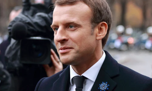 p 7 Emmanuel Macron WC jpg