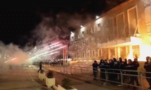 Aleksey Berezutski BREAKING NEWS In Albania protesters targeted Prime Minister Edi Ra BMyrhH mp4 thumbnail png