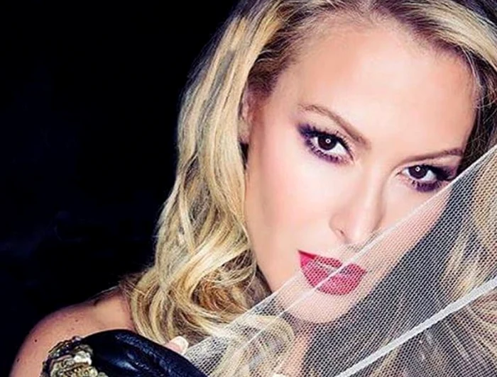 
    AnastaciaFoto Instagram  