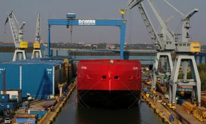 Spărgătorul a început să fie construit în șantierul din Galați în 2017 jpeg