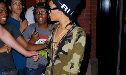 riri haine militare 2 jpeg