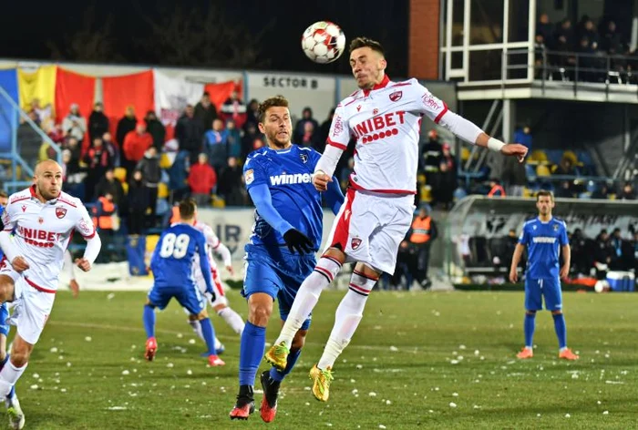 Dinamo se luptă și pentru evitarea retrogradării, nu doar pentru găsirea unui patronFOTO: Sportpictures.eu