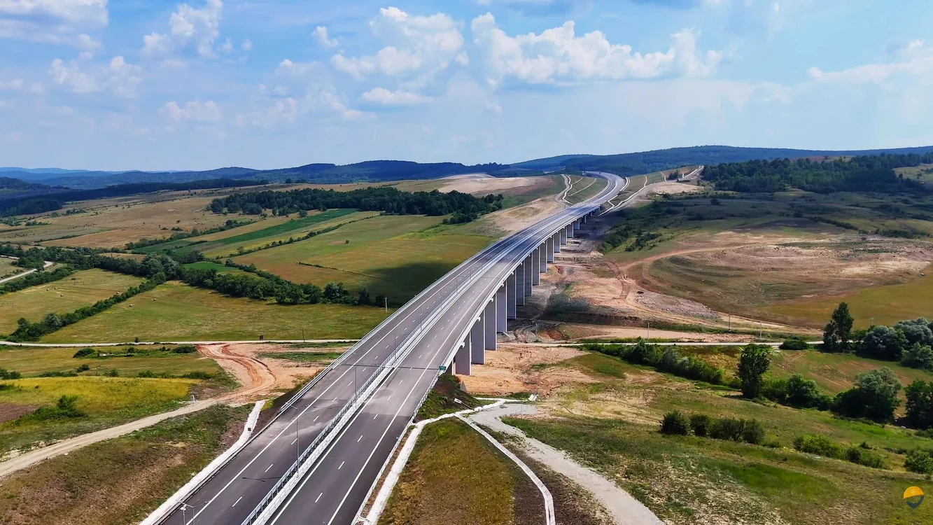 Viaduct pe Autostrada Zimbor-Poarta Sălajului. FOTO: Asociația Pro Infrastructură