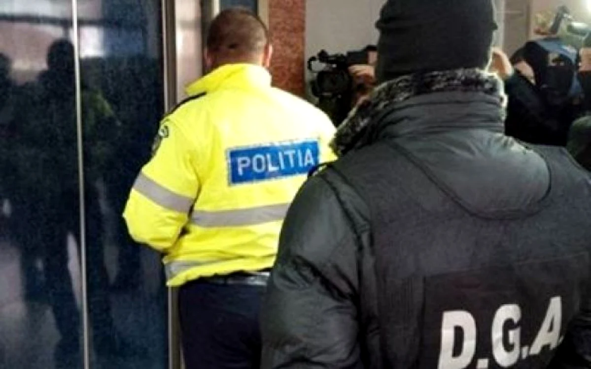 Comisarul de poliție va fi judecat și pentru fals în declarații FOTO arhivă Adevărul