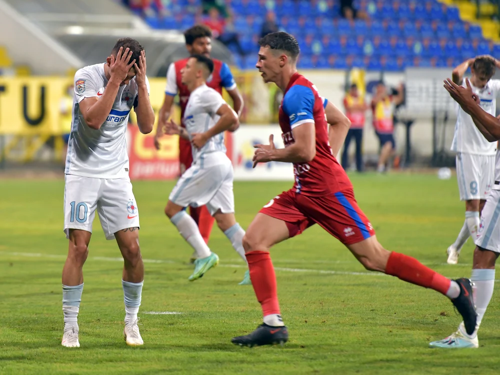 
    Florin Tănase a irosit șansa de a înscrie din penaltyFoto: sportpictures.eu  
