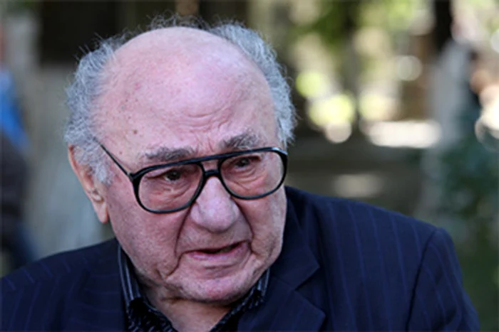 Leon Rotman n-a lipsit de la înmormântareFoto: Sever Gheorghe