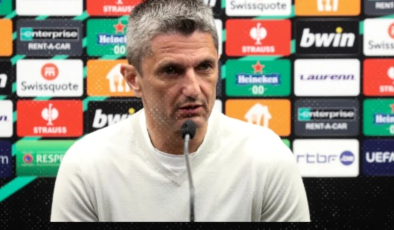 Răzvan Lucescu, nemulțumit de arbitraj (FOTO: Facebook)