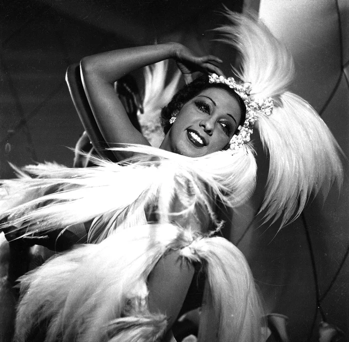 Josephine Baker a impresionat lumea cu eleganţă, stil şi sex-appel FOTO vanityfair.com