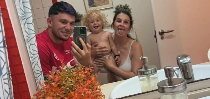Andrei Rațiu alături de familie