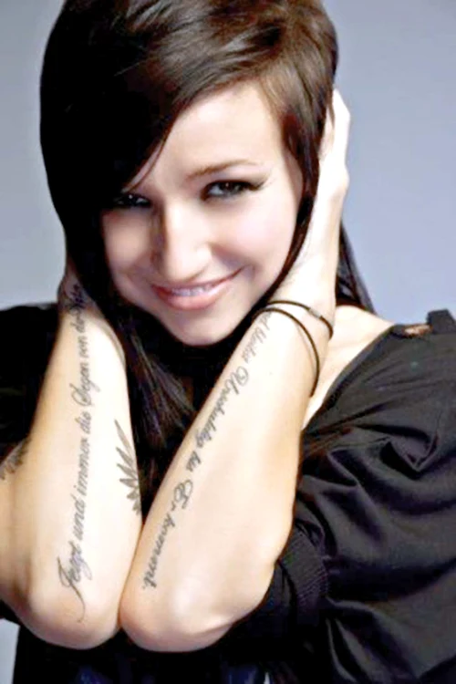 Andra şi dansatoarea  ei, Pity, colaborează  de nouă ani (FOTOGRAFII: ARHIVA PERSONALĂ)