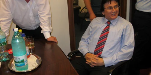 Nicolae Robu l-a vizitat pe Titu Bojin după miezul nopții