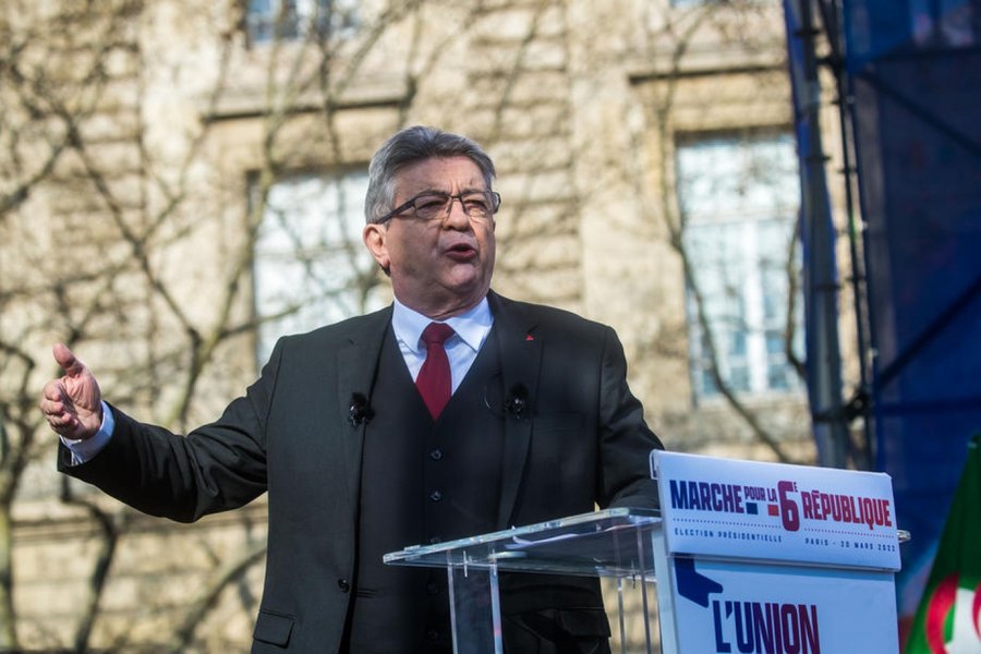 Cine este Jean-Luc Melenchon? Liderul extremei stângi, sfidător după victoria în alegrile legislative din Franța