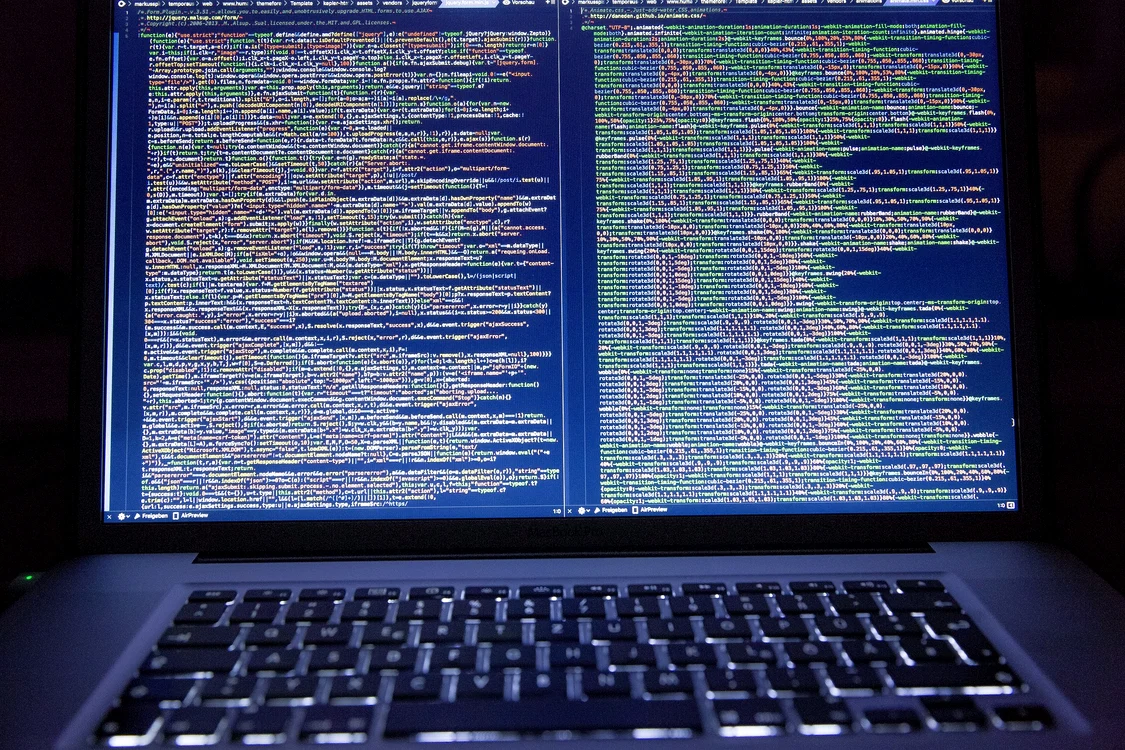Atac cibernetic. FOTO Arhivă