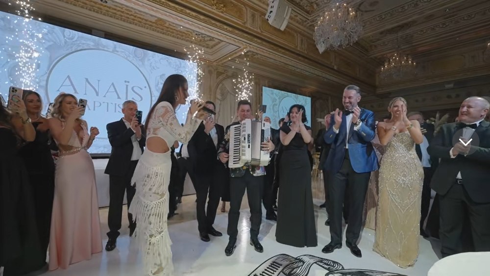 Botez românesc în reședința lui Trump. Dragoș Sprînceană și-a botezat fiica la Mar-a-Lago, în prezența a 250 de invitați