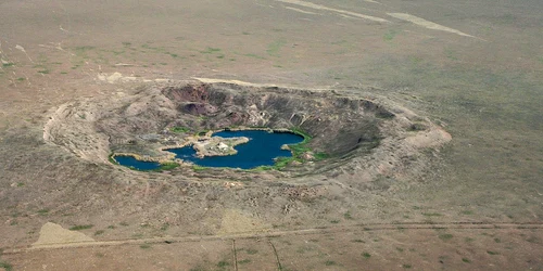 Crater format în perimetrul Poligonului Semipalatinsk ca rezultat al unui test nuclear Foto CTBTO jpg