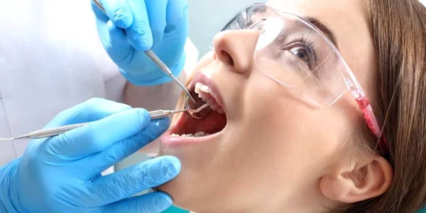 dentist dinti shutterstock