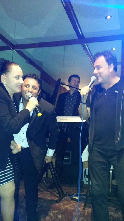 Iuliana Marciuc şi Adrian Enache, în America (Foto: Facebook)