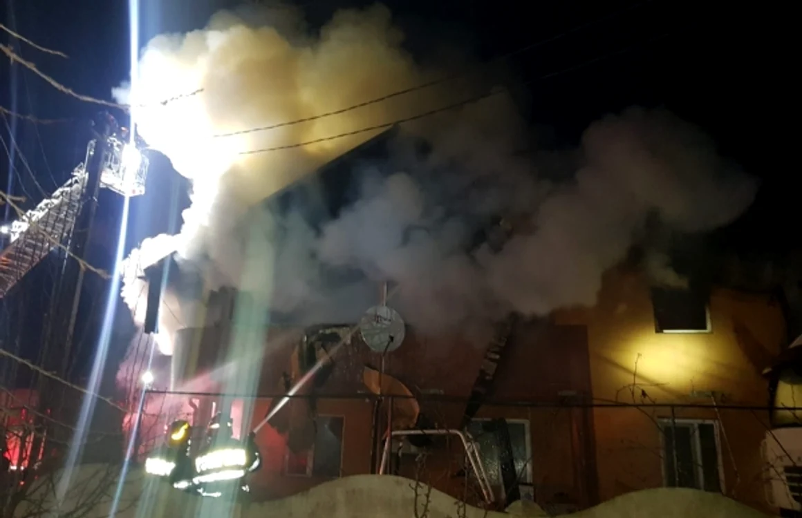 incendiu curtişoara