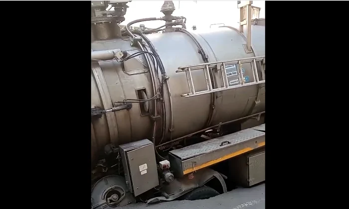 utilitara groapa Buzău captură video Facebook Compania Apă Buzău png
