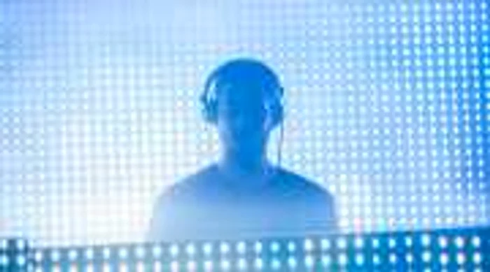 "We Found Love", "Feel So Close" şi "Flashback" sunt câteva dintre hiturile globale pe care Calvin Harris şi-a lăsat amprenta, de-a lungul anilor. FOTO Facebook