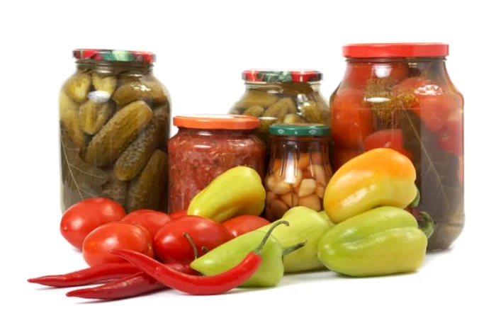 Murăturile dulci trebuie consumate cu precauţie de persoanele care au diabet de tip I şi II.www.clicksanatate.ro