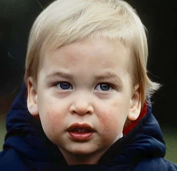 Prințul William mic, Foto Instagram