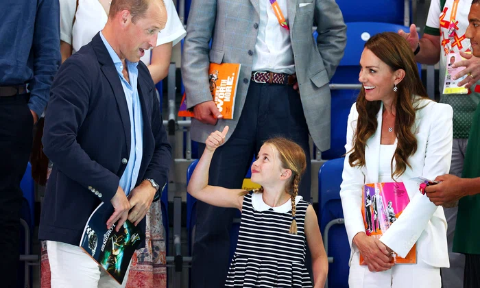 William, Kate și Charlotte jpg