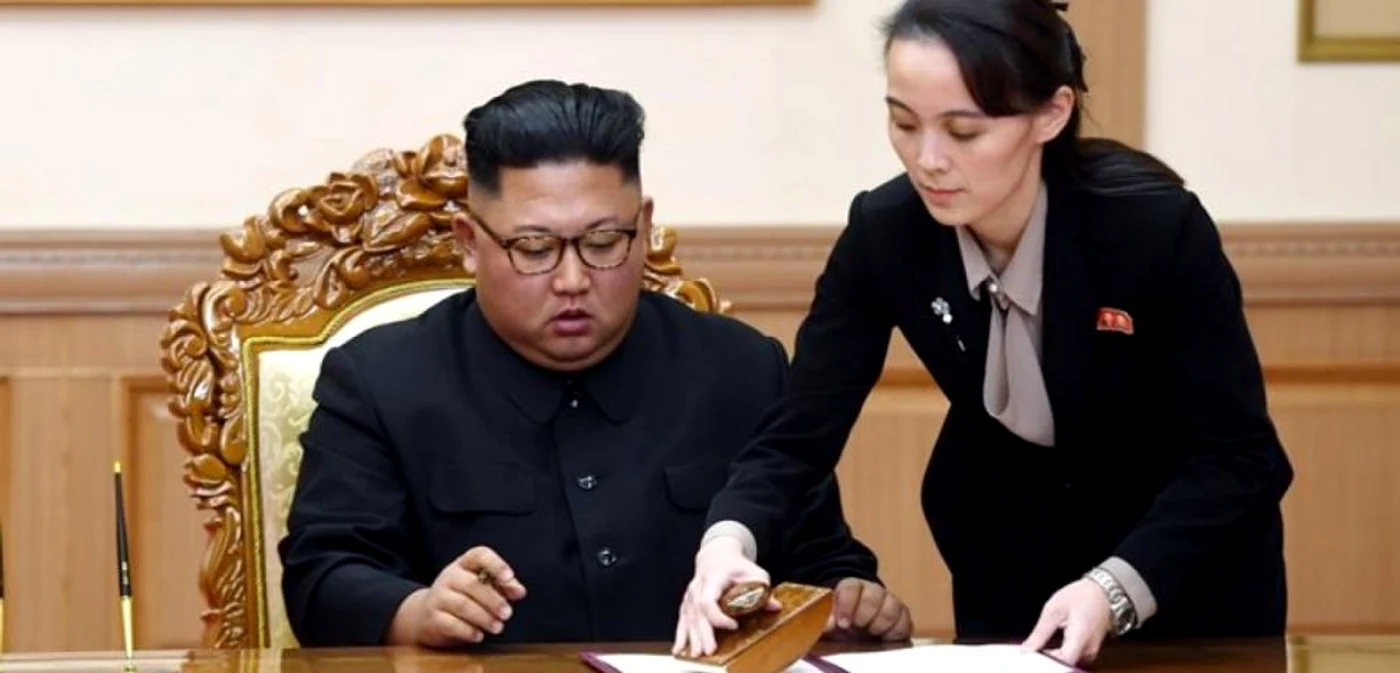 Kim Jong-un alături de sora sa Kim Yo-jong FOTO Arhivă