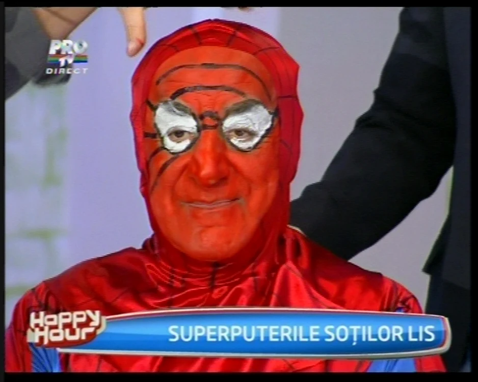 Lis, în rol de Spiderman