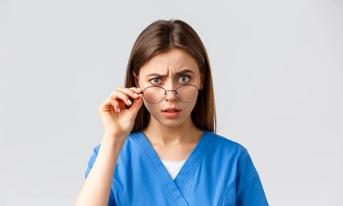 medic   asistenta   shutterstock 1779357221 jpg