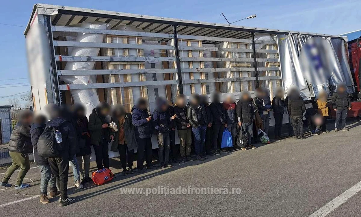 Migranții voiau să ajungă în vestul Europei FOTO Poliția de Frontieră 