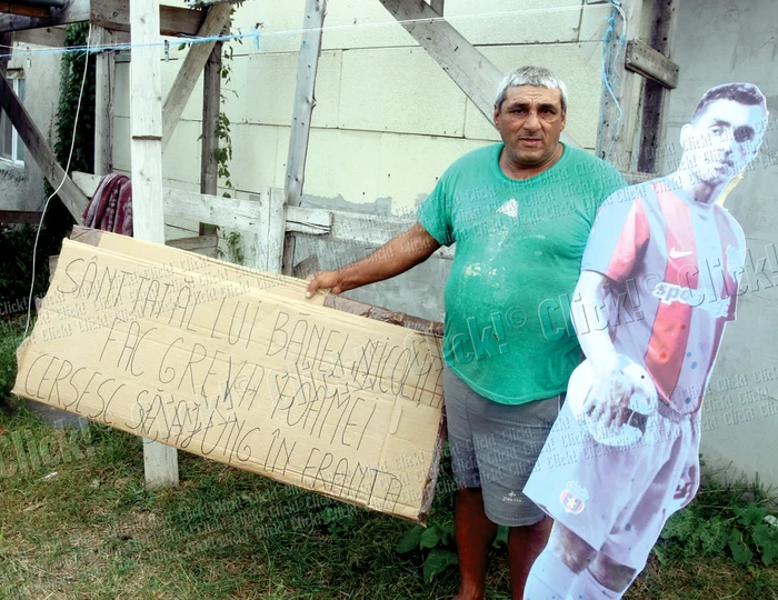 
    Marin Nicoliţă trăieşte de  pe o zi pe alta (foto: Marian Iliescu)  