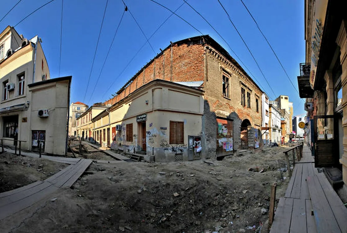 Aşa arăta Hanul Gabroveni înainte de începerea lucrărilor