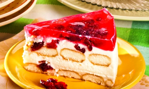 tort cu zmeura si crema de branza jpeg