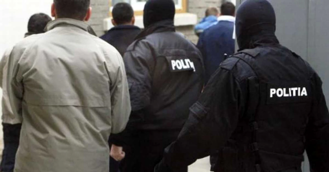 Poliţia a reuşit să-i identifice pe suspecţi şi să-i aresteze