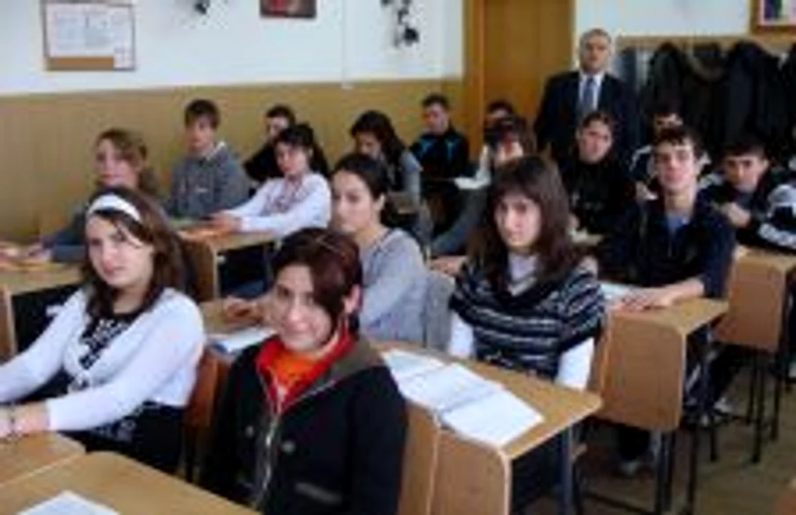  Ion Coman, profesor de religie: "Din fericire, eu sunt titular. Nu-mi fac probleme că-mi voi pierde postul"