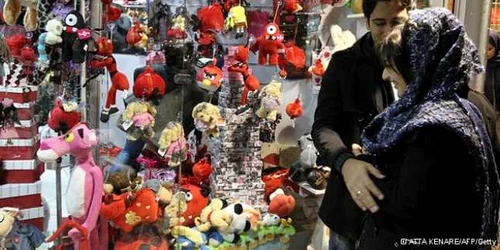 Cuplurile necăsătorite în Iran FOTO AFP