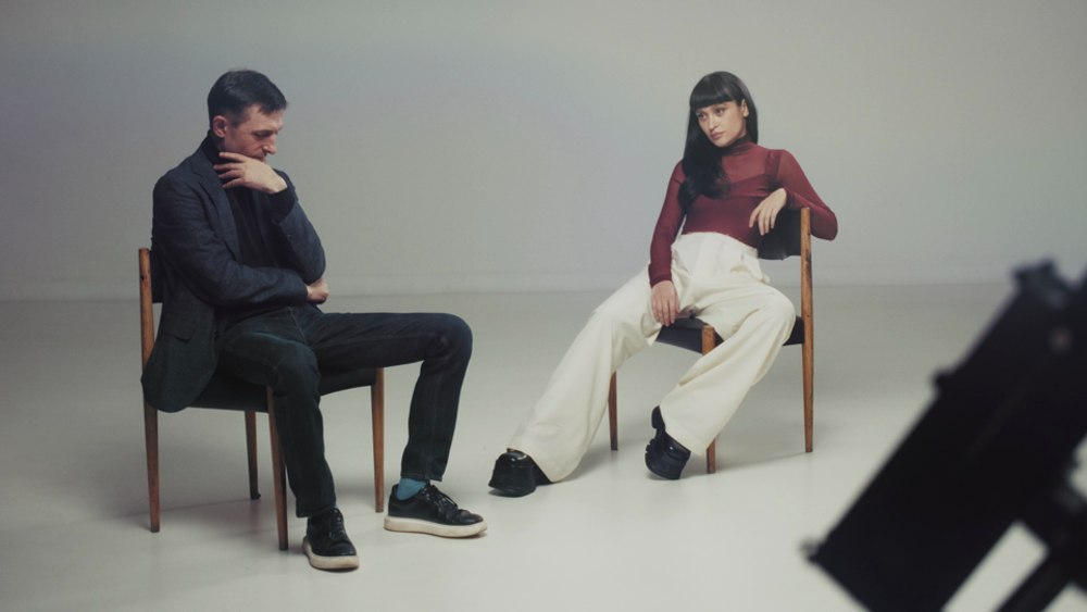 IQOS lansează o platformă experiențială inovatoare în colaborare cu Irina Rimes și Roman Tolici