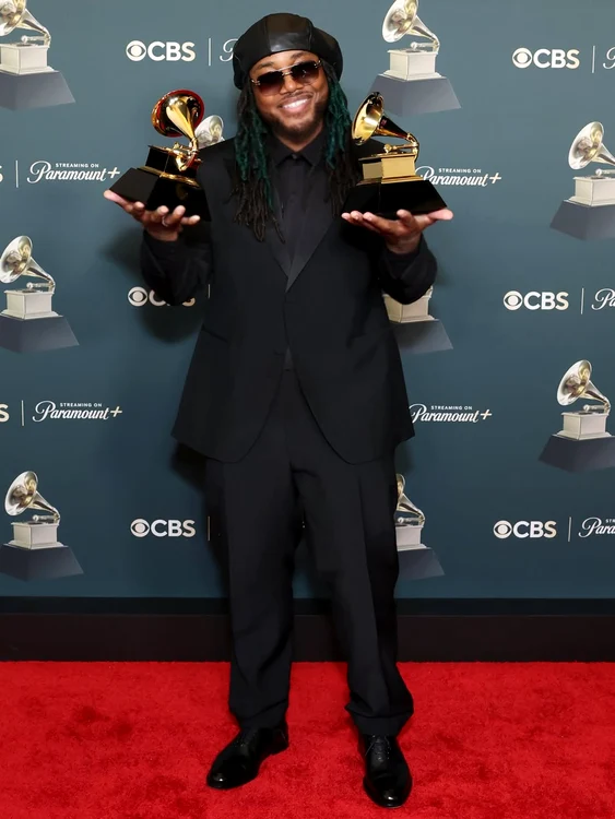 Leon Thomas   IG jpeg