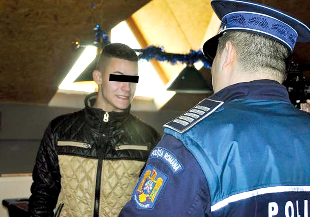 
    Elevii au preferat jocurile  de noroc în schimbul lecţiilor (FOTOGRAFII: www.mhalert.to)  