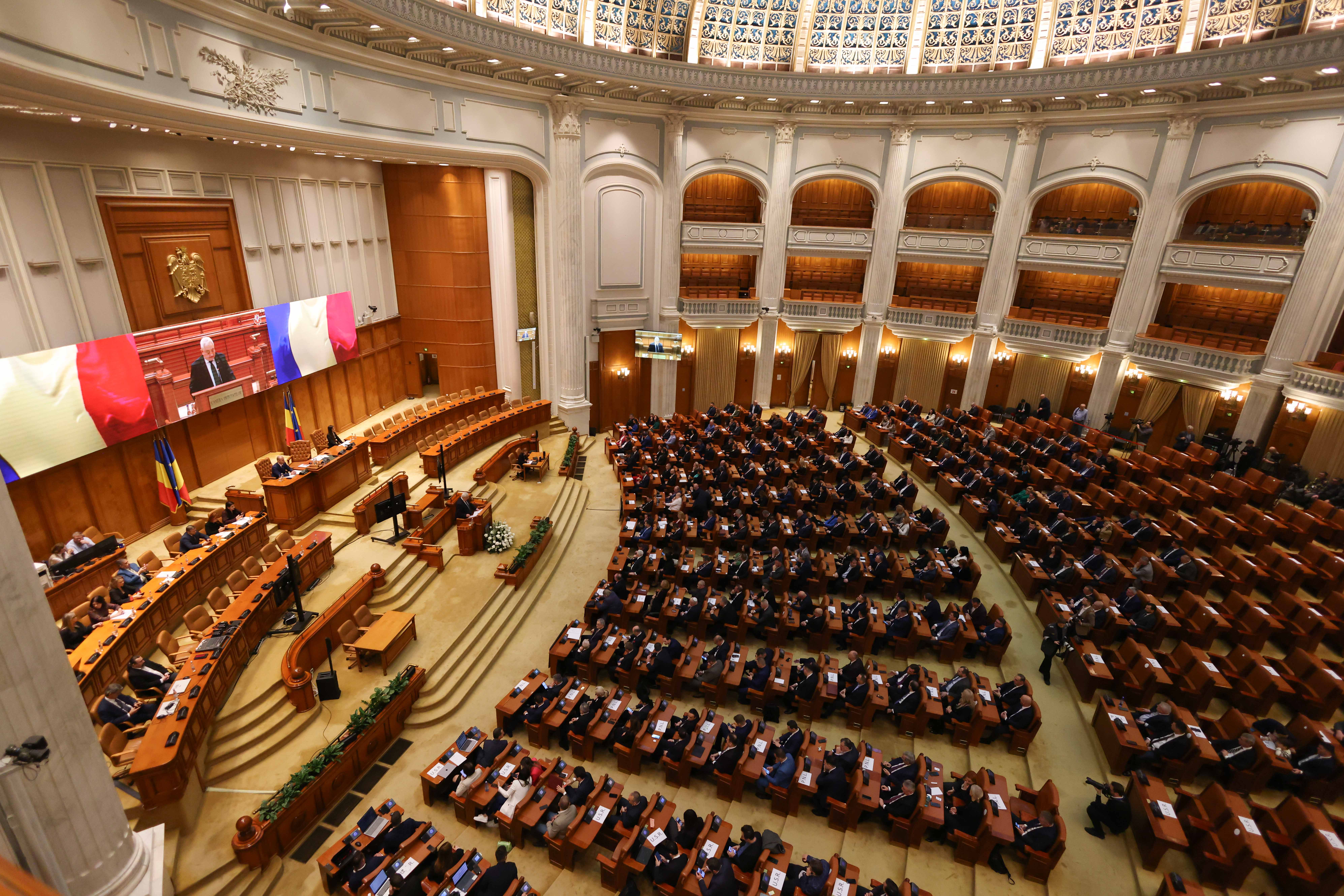 Prima ședință a Camerei Deputaților în noua componență după alegerile parlamentare, la Palatul Parlamentului din București. FOTO Inquam Photos / George Călin