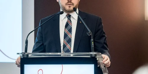 ministrul sanatatii alexandru rogobete FOTO Facebook png