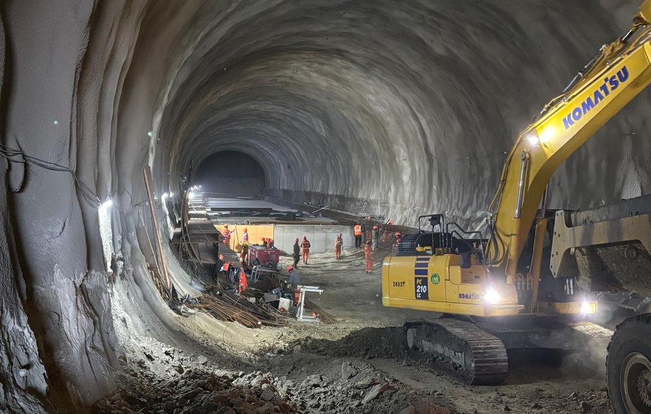 Progres de 40 la sută pe șantierul Autostrăzii Vestului. Când vor fi gata tunelurile de doi kilometri