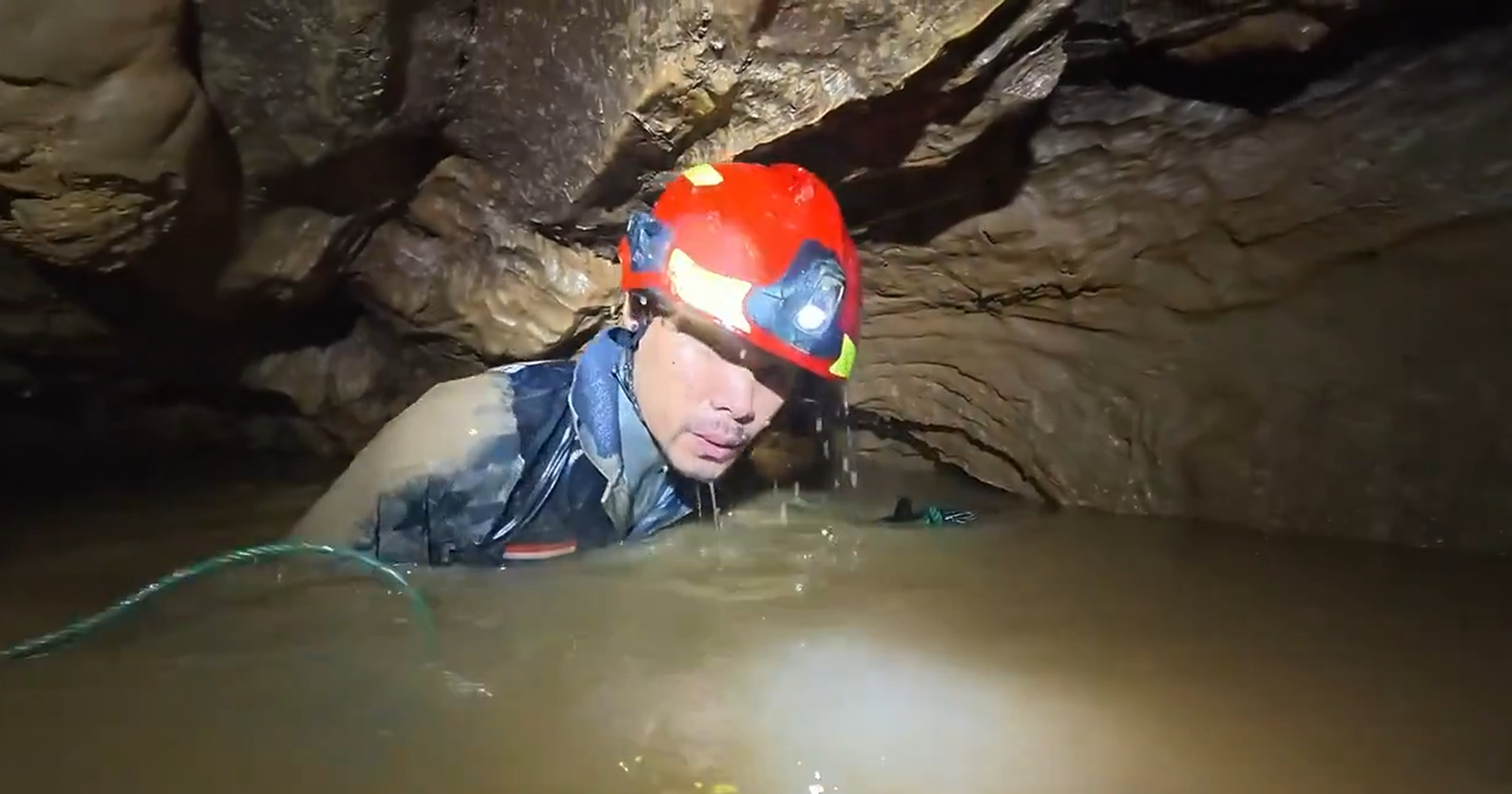 laos rescue jpg