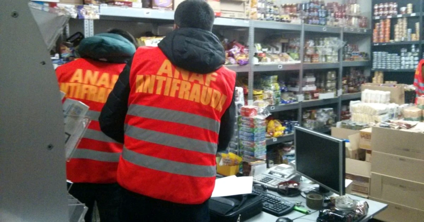 Control al inspectorilor antifraudă