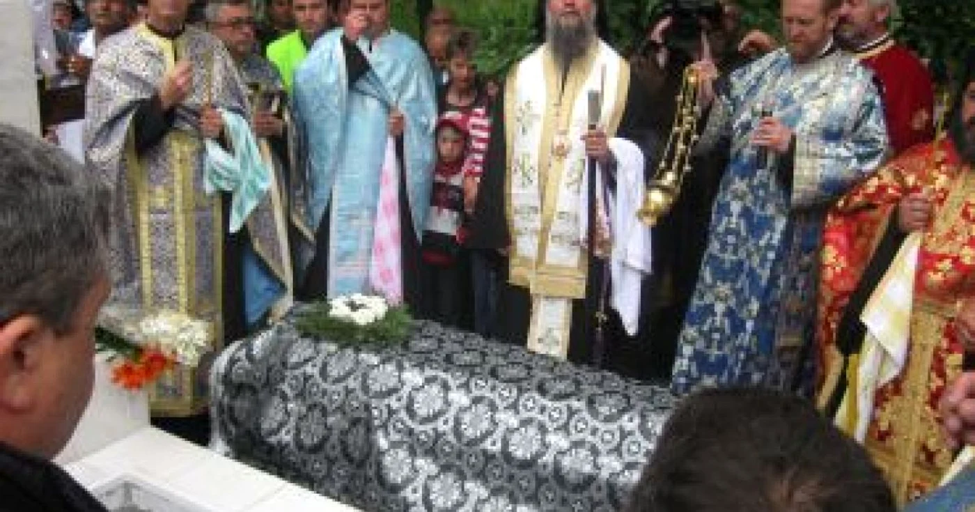 Craiova: Petrache Lupu de la Maglavit a fost reînhumat