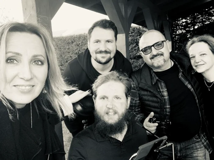 
    Mihai Neșu, în emisiunea Irinei Păcurariufoto: TVR2  