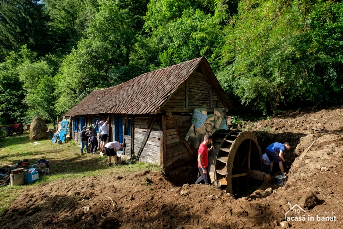 Moara de apă din Fărăşeşti, singura de acest fel care se mai păstrează în judeţul Timiş FOTO Acasă în Banat